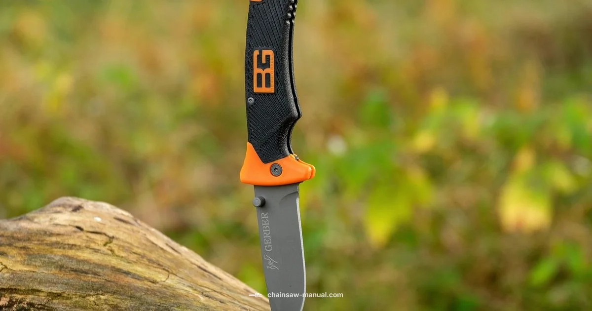 Chainsaw vs Knife - Chainsaw Manual