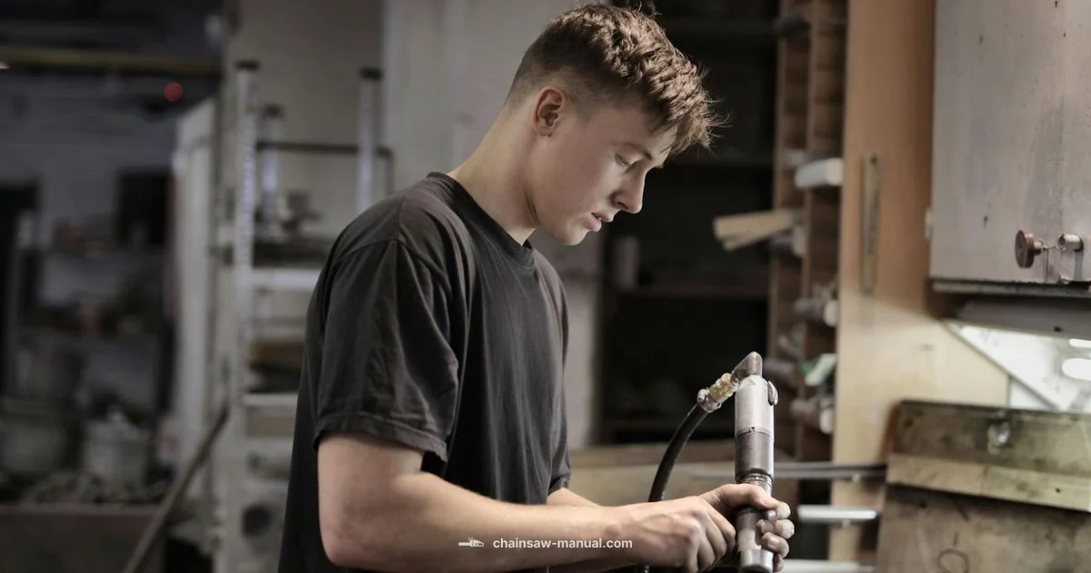 MS461 Overview MS461 Overview - Chainsaw Manual