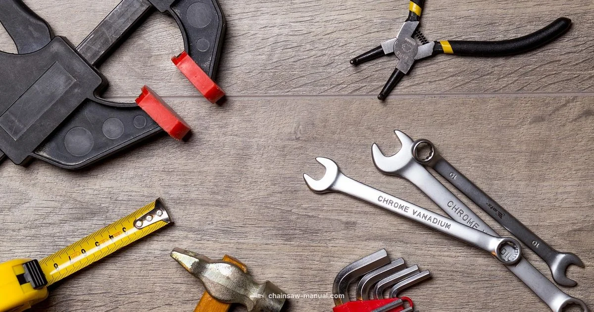 Replace Chainsaw Clutch - Chainsaw Manual