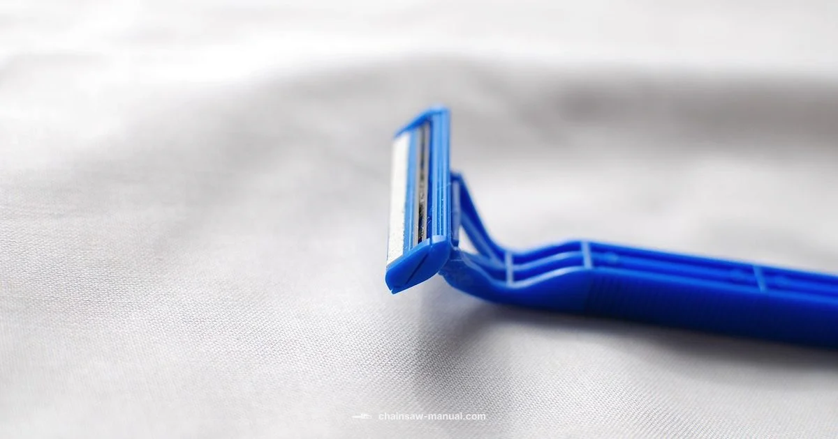 Blade Guide - Chainsaw Manual