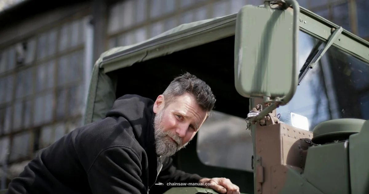 Fix Chainsaw Safely Fix Chainsaw Safely - Chainsaw Manual