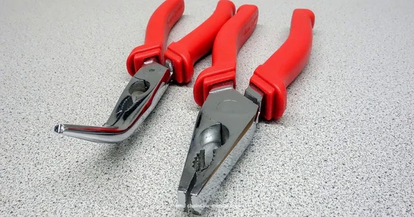 Sharp Teeth Fast - Chainsaw Manual