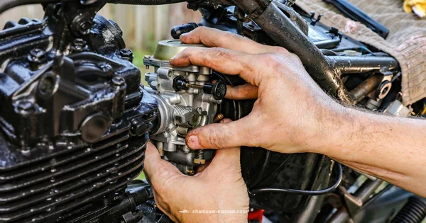 Poulan Fuel Line Diagram - Chainsaw Manual