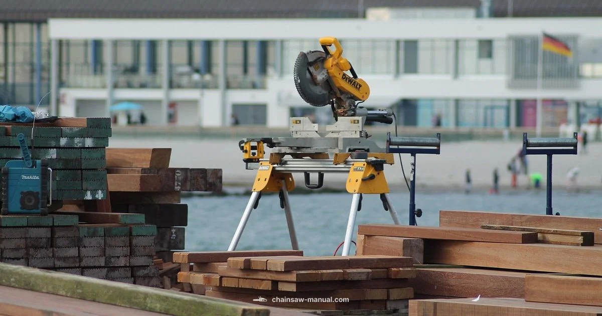 Best Small Chainsaw Guide - Chainsaw Manual