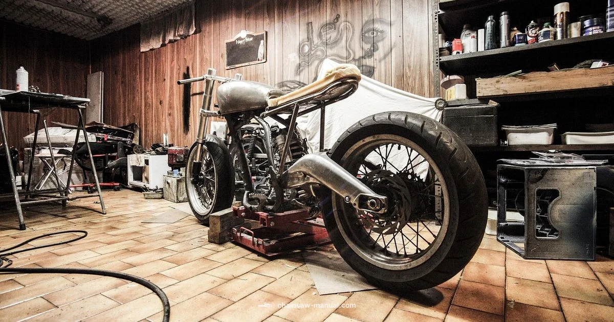 Four Stroke Chainsaw Guide Four Stroke Chainsaw Guide - Chainsaw Manual