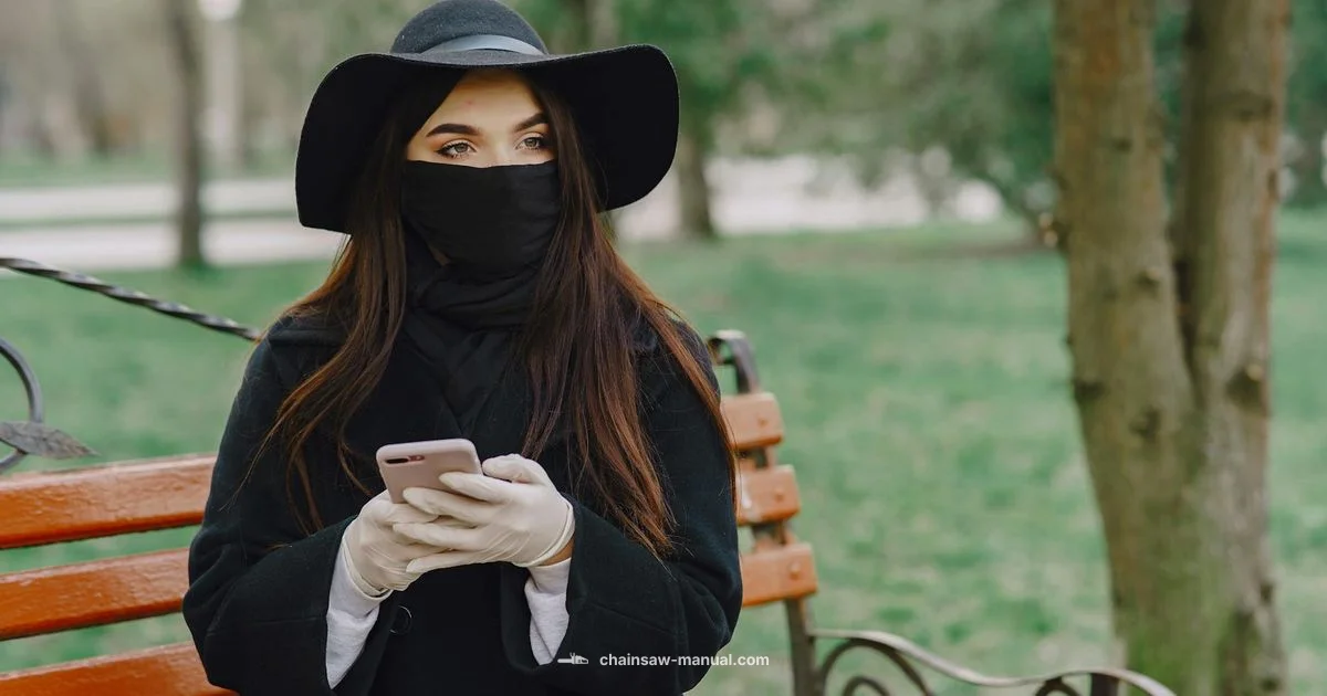 Chainsaw Pole Safety Chainsaw Pole Safety - Chainsaw Manual